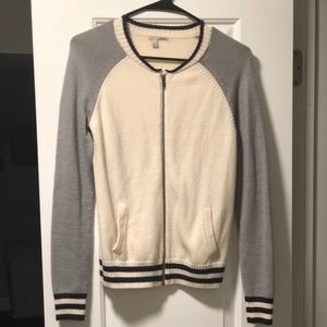Zip up retro style cardigan